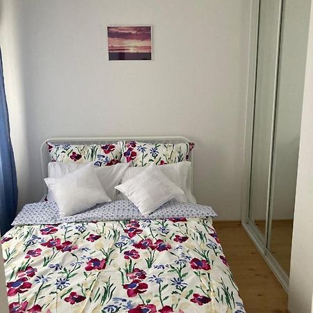Apartament Uznamska Ambasada 슈비노우이스쳬 외부 사진